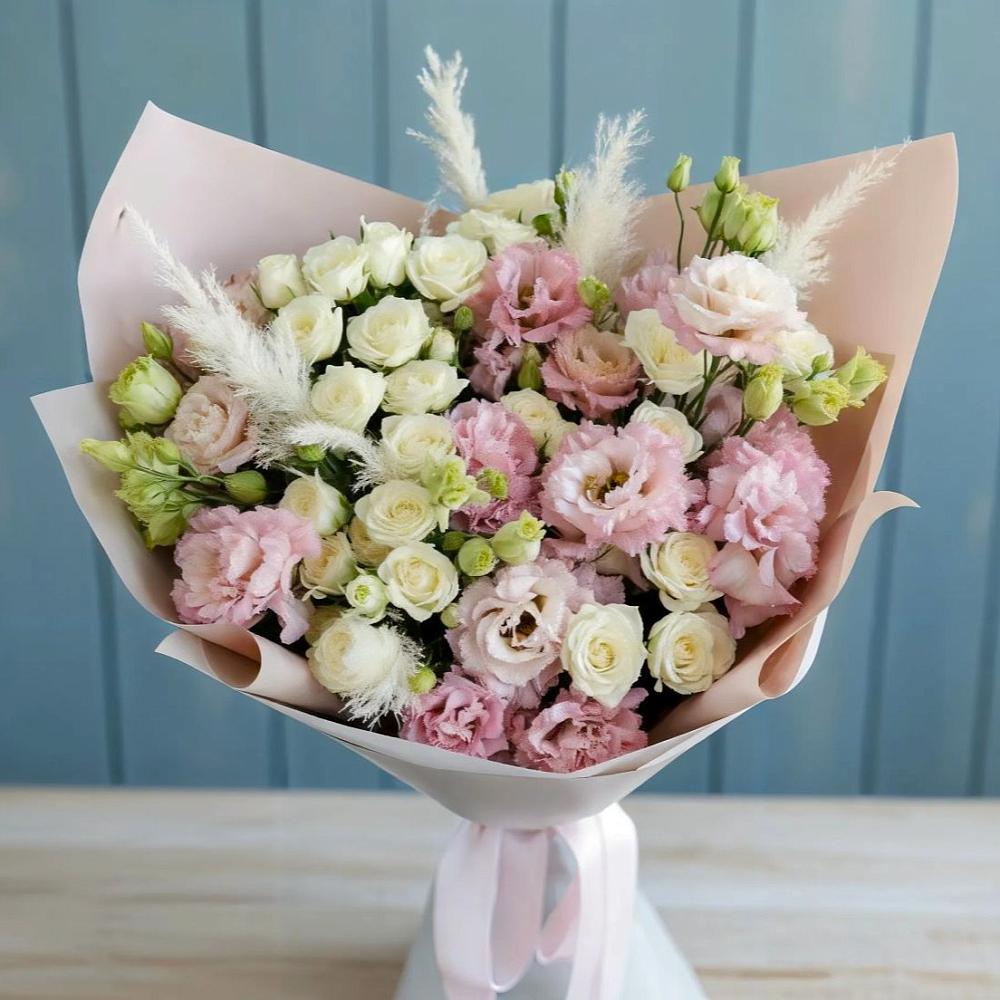 Букет цветов из: Альстромерии и Розы в Таёжном