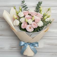 Букет цветов из:  Лизиантусы в Таёжном