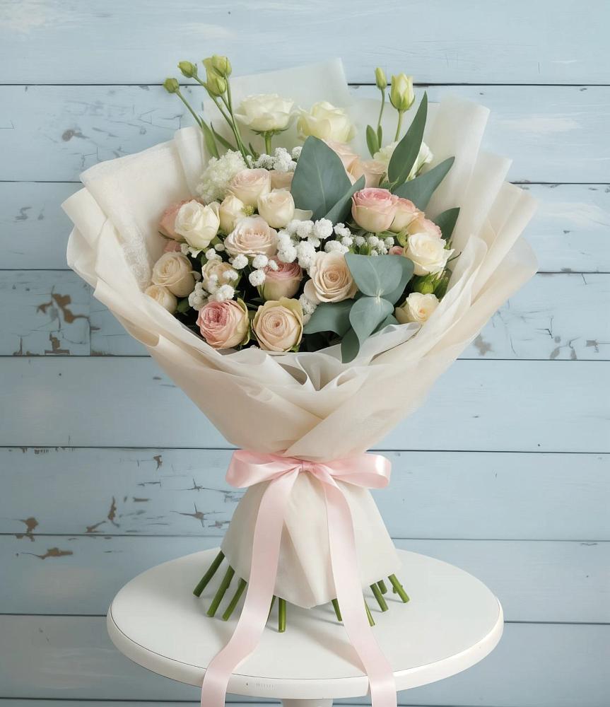 Букет цветов из: Розы и Лизиантусы в Таёжном