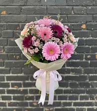 Букет цветов из:  Герберы и Хризантемы в Таёжном