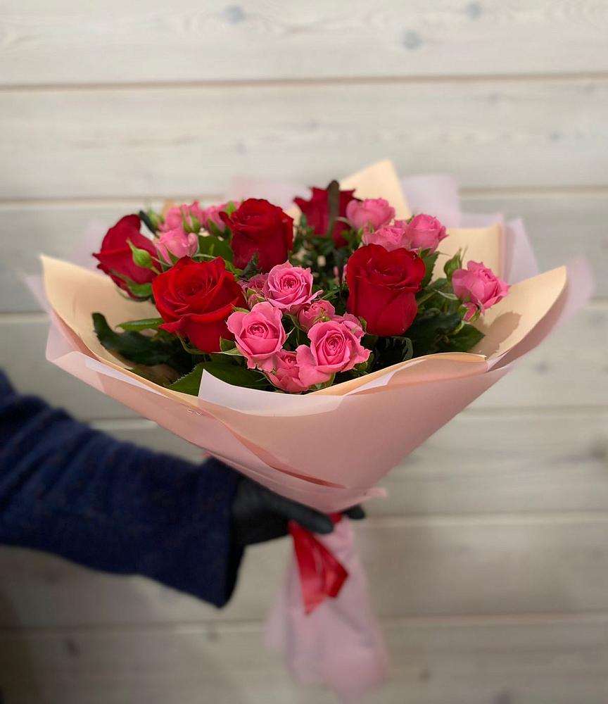 Букет цветов из: Розы в Таёжном